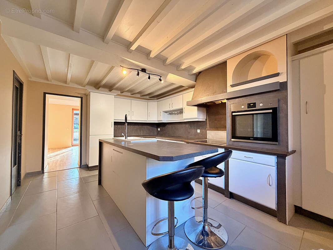 Maison à VILLEFONTAINE