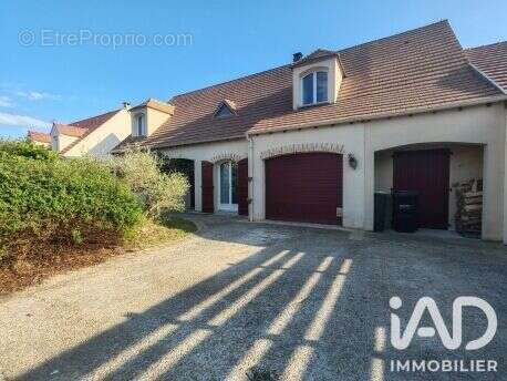 Photo 2 - Maison à TOURNAN-EN-BRIE