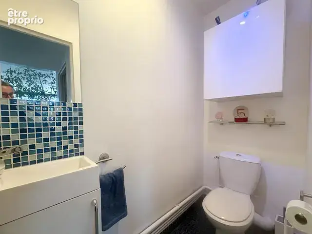 Un deux-trois pièces en hauteur bien situé dans le 18ème arrondissement - photo 11