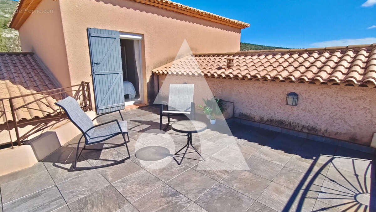 Maison à PUYLOUBIER