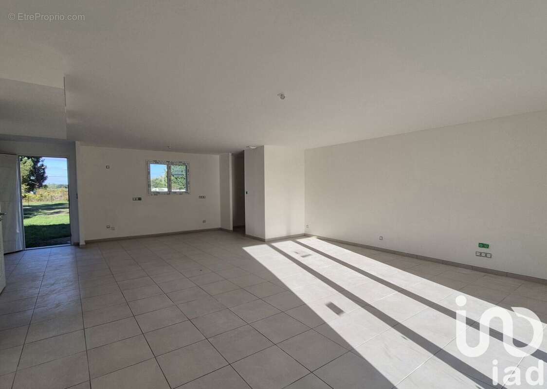 Photo 5 - Maison à VENSAC