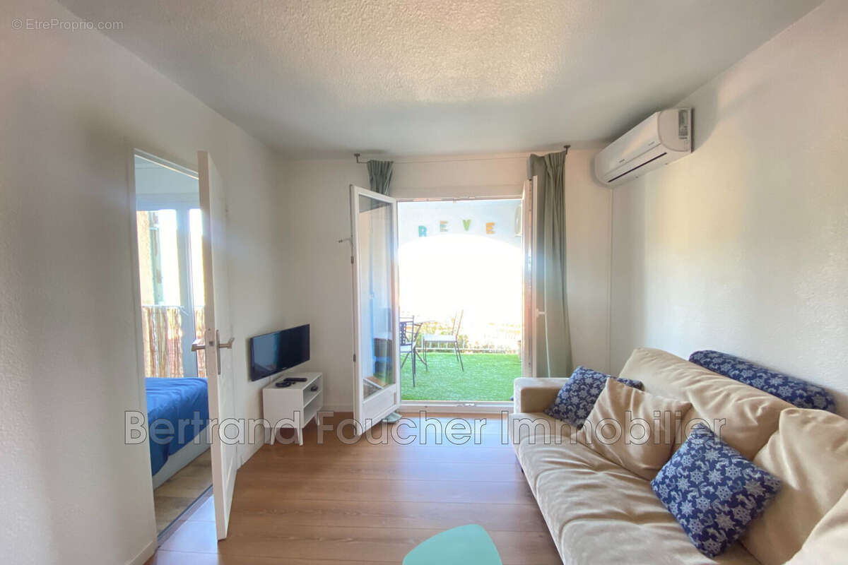 Appartement 32 m² à Cavalaire-Sur-Mer  - photo 8