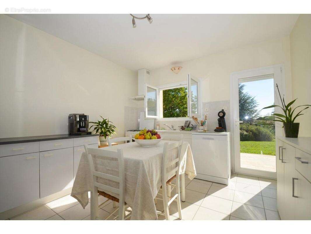 Maison 123 m² à Le Fieu  - photo 6