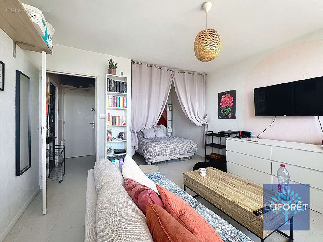 Appartement à HEROUVILLE-SAINT-CLAIR