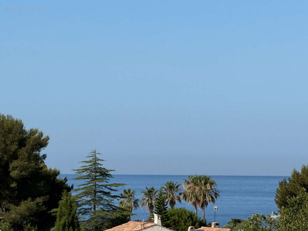 Appartement à SAINT-MANDRIER-SUR-MER
