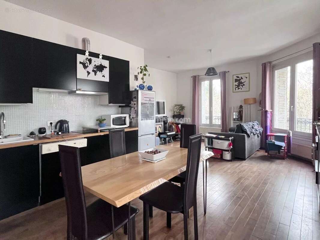 Appartement à MAISONS-ALFORT