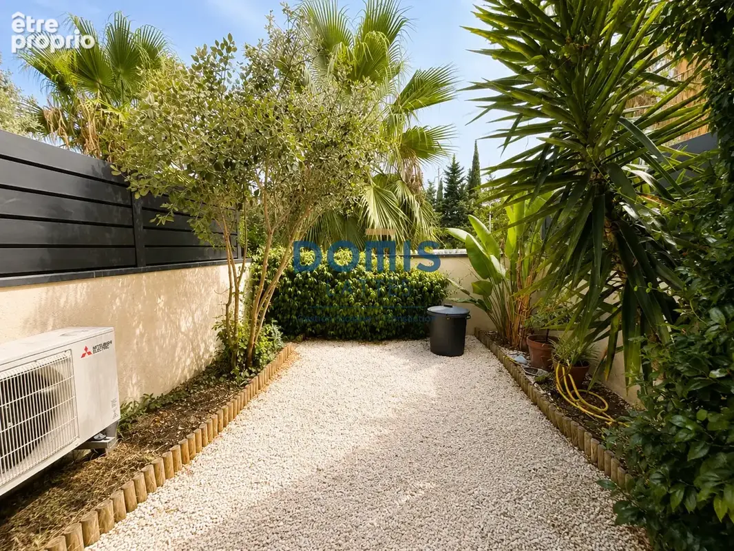 Maison dans un Ancien mas rénové avec jardin, terrasse et parkings - photo 2
