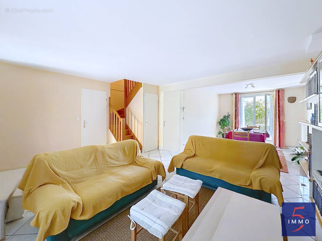 Maison à NOISY-LE-GRAND