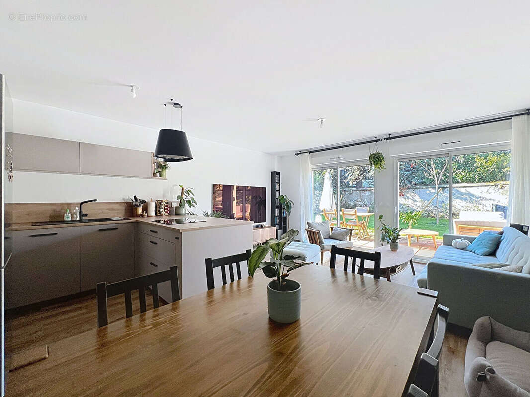 Appartement à SAINT-MAUR-DES-FOSSES