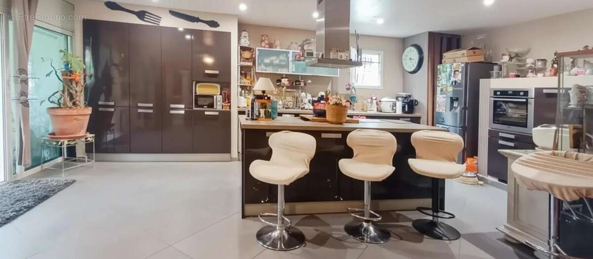 Maison de 7 pièces de 165 m² à Cabasse - photo 13