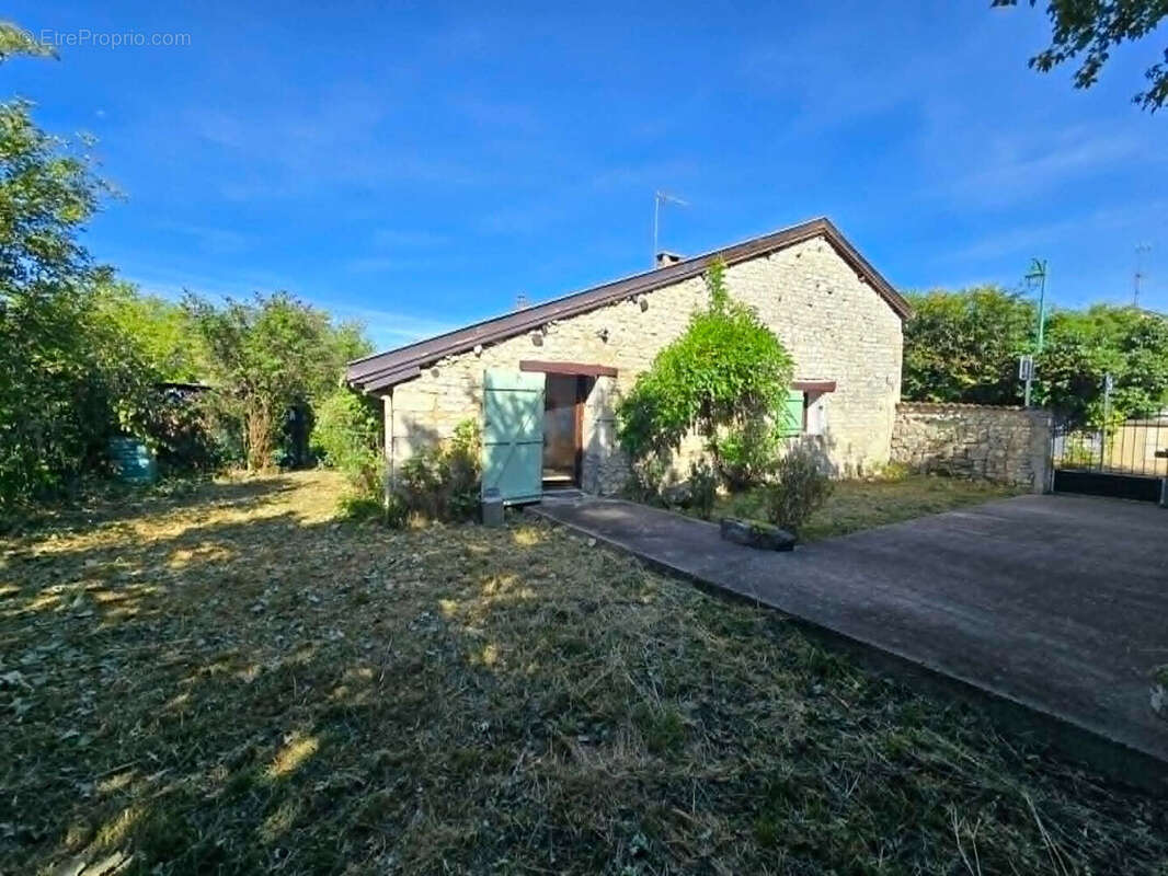 Maison à DEMANGE-AUX-EAUX