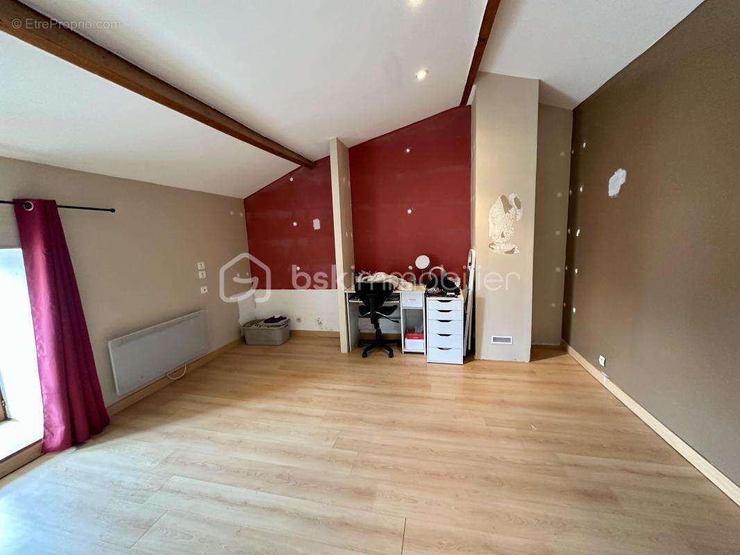 Maison en pierre avec grand garage et jardin clos - photo 14