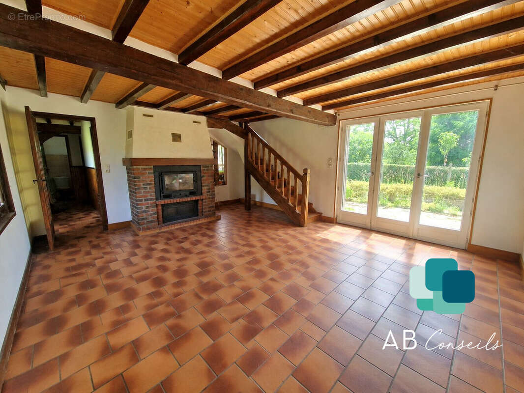 Salon - Maison à HENOUVILLE
