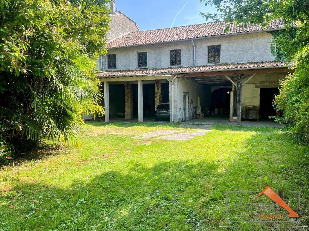 Maison à SALIES-DU-SALAT