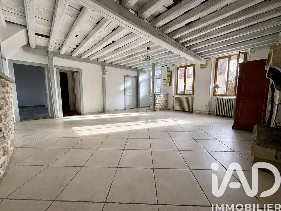 Maison 80 m² à Epineuil-Le-Fleuriel  - photo 4