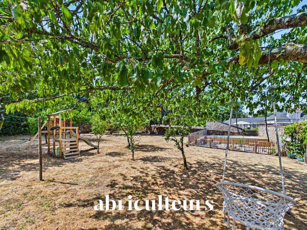 Maison ancienne de charme en parfait état en vente à La Martinière / Le Pellerin (44640) - photo 17