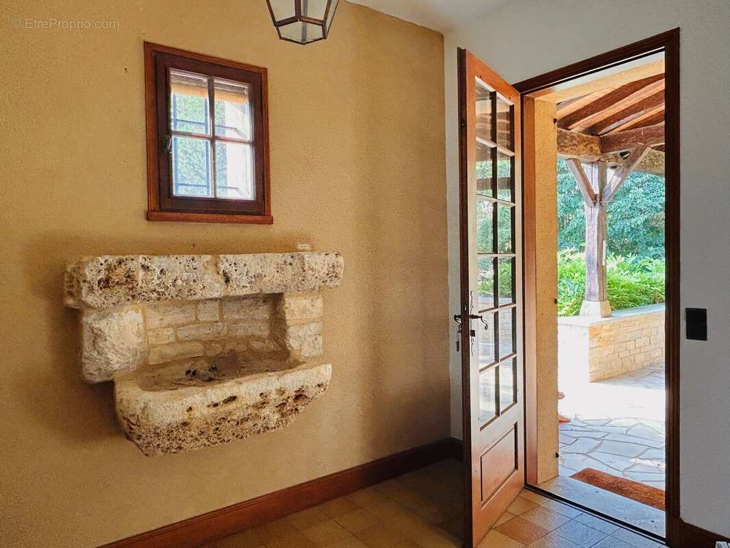 Grande maison lotoise 6 chambres avec pigeonnier, proche de Gourdon - photo 7
