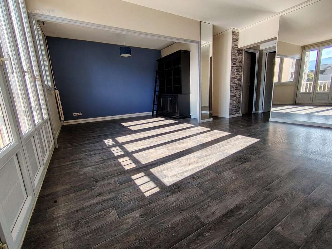 Appartement 64 m² à Grenoble  - photo 4
