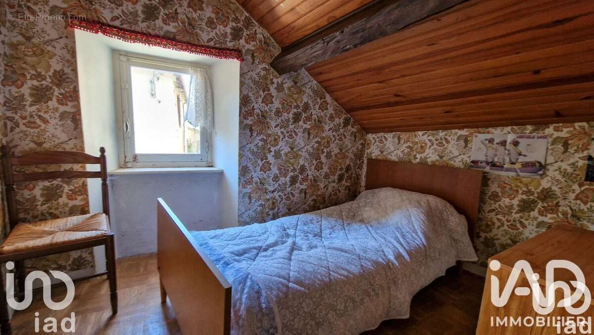 Photo 6 - Maison à SALLES-CURAN