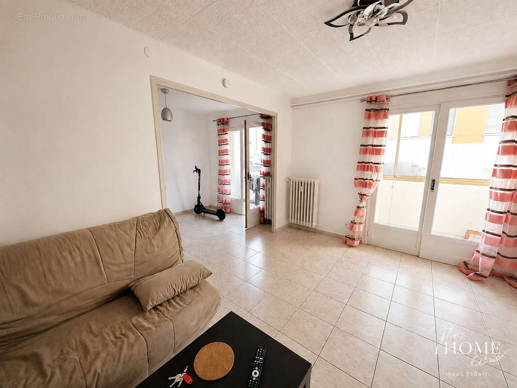Appartement T3 en rez-de-chaussée avec garage et parking privatif - photo 3