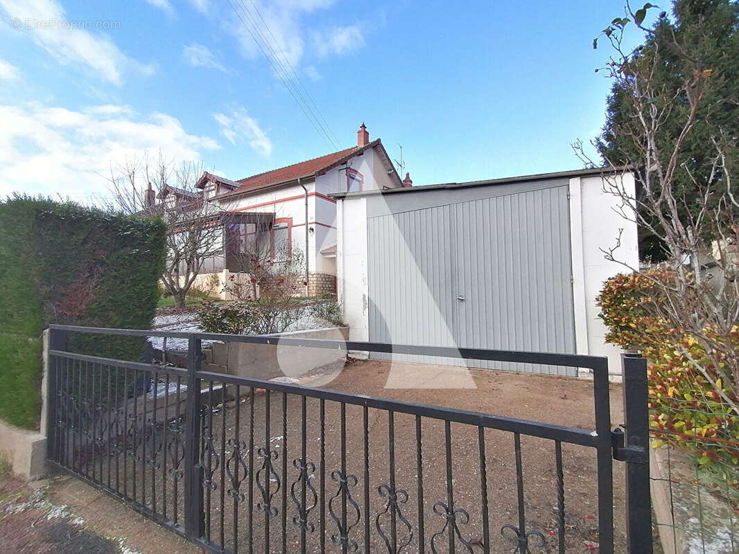 Maison à MONTCEAU-LES-MINES