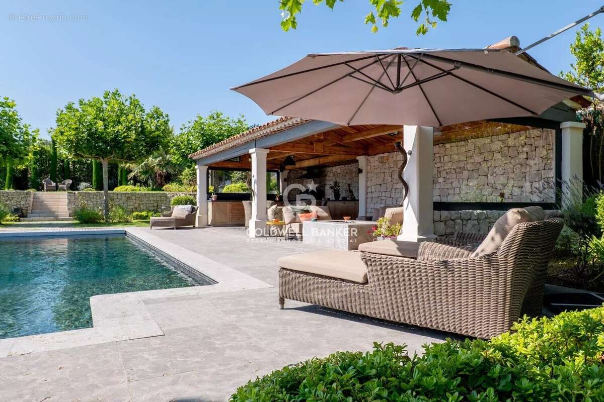 Maison à MOUGINS
