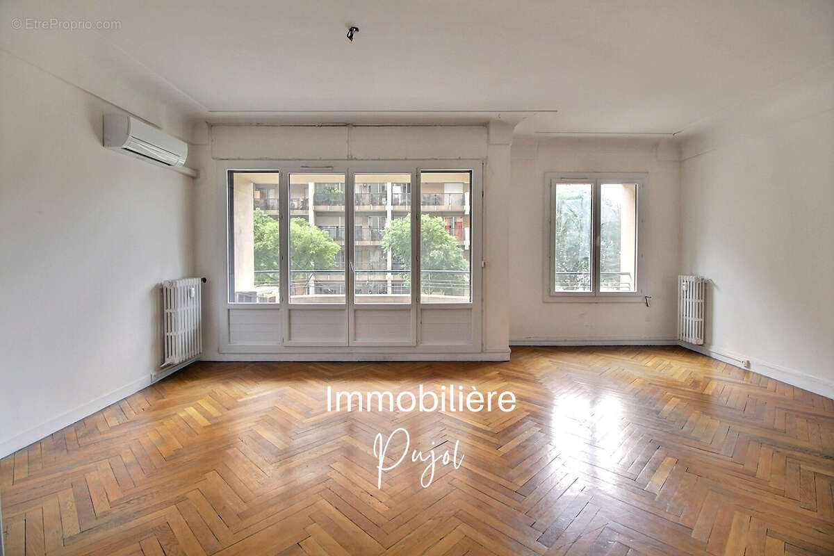 Appartement à MARSEILLE-6E