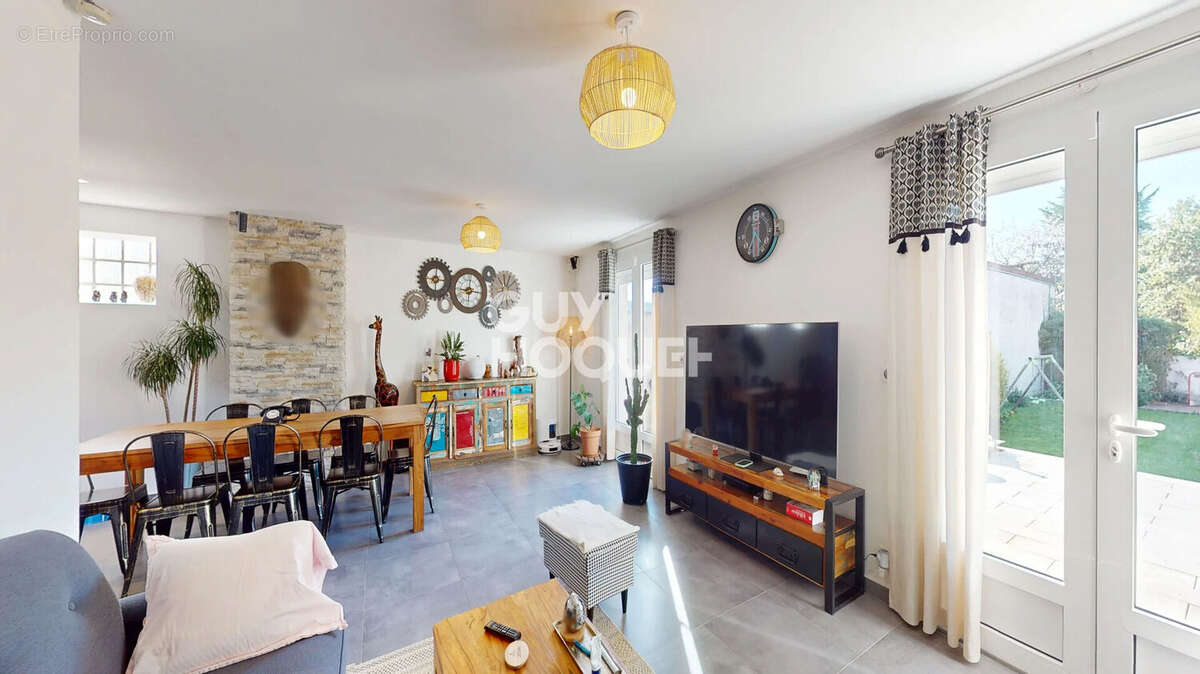 Maison à FRANCONVILLE