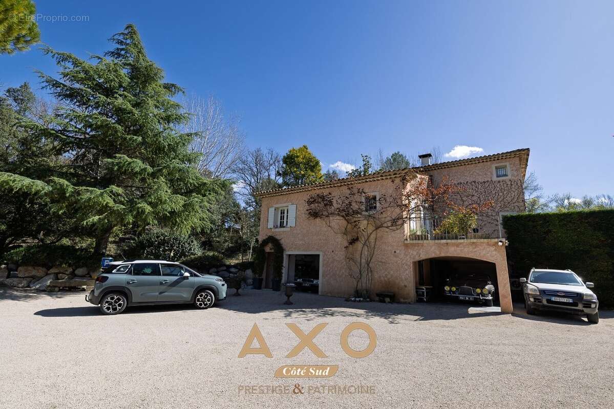 Maison à MEYRARGUES