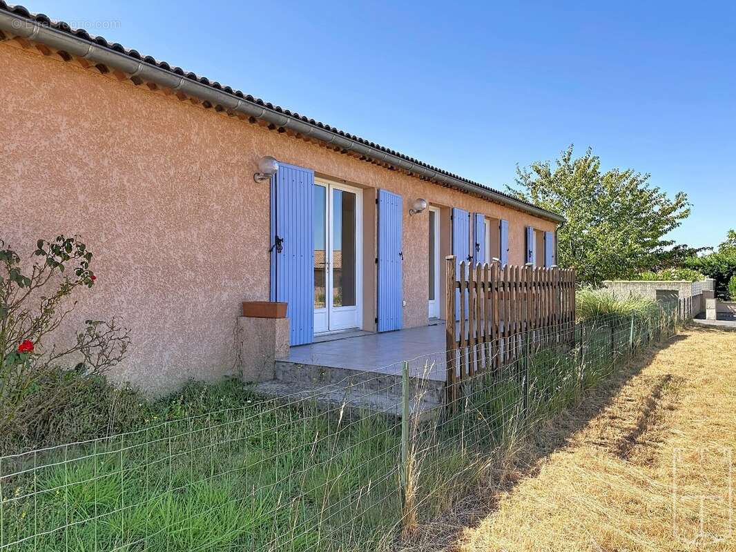 Proche centre RUOMS - Villa 3 chambres - 2 terrasses - photo 23