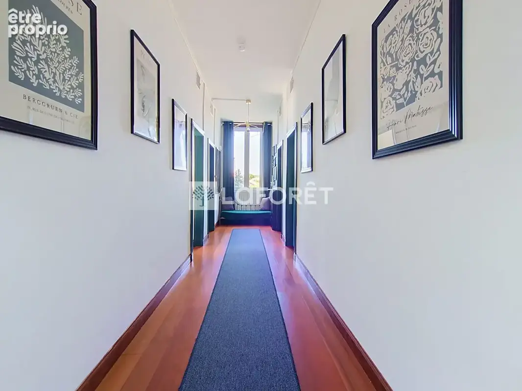Villeneuve les Bouloc, Maison de Maître de 255 m² ! - photo 9