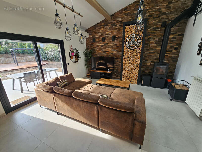 Maison à ROQUEFORT-LES-PINS