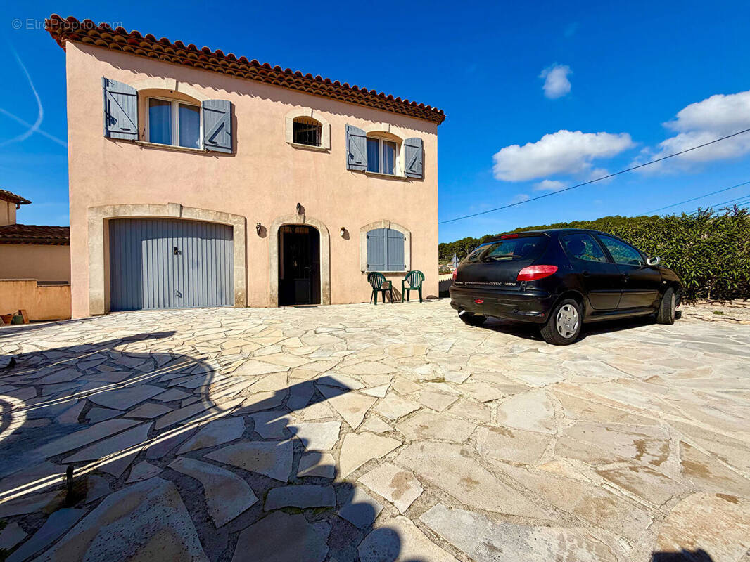 Maison à LE ROVE