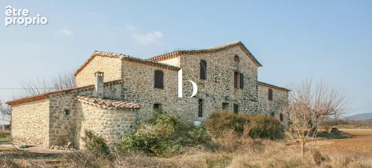 Une maison de caractère où l'histoire rencontre l'art de vivre - photo 26