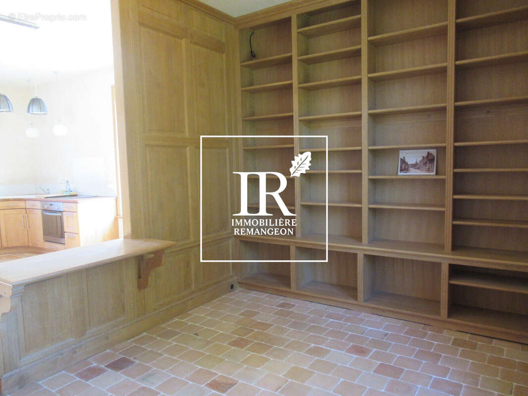 Maison 160 m² à Chaumont-Sur-Tharonne  - photo 4
