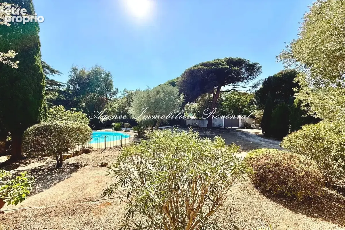 Maison 9 pièces 250 m² à vendre à Grimaud (83310) - photo 9