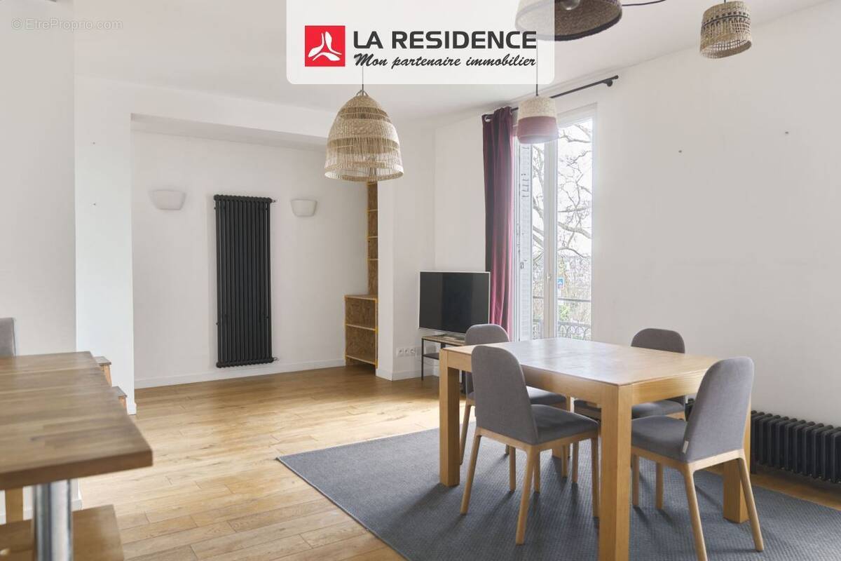 Maison à ISSY-LES-MOULINEAUX