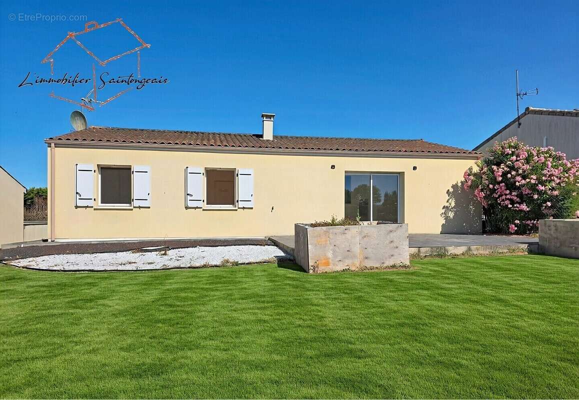 Maison 89 m² à Triac-Lautrait  - photo 21