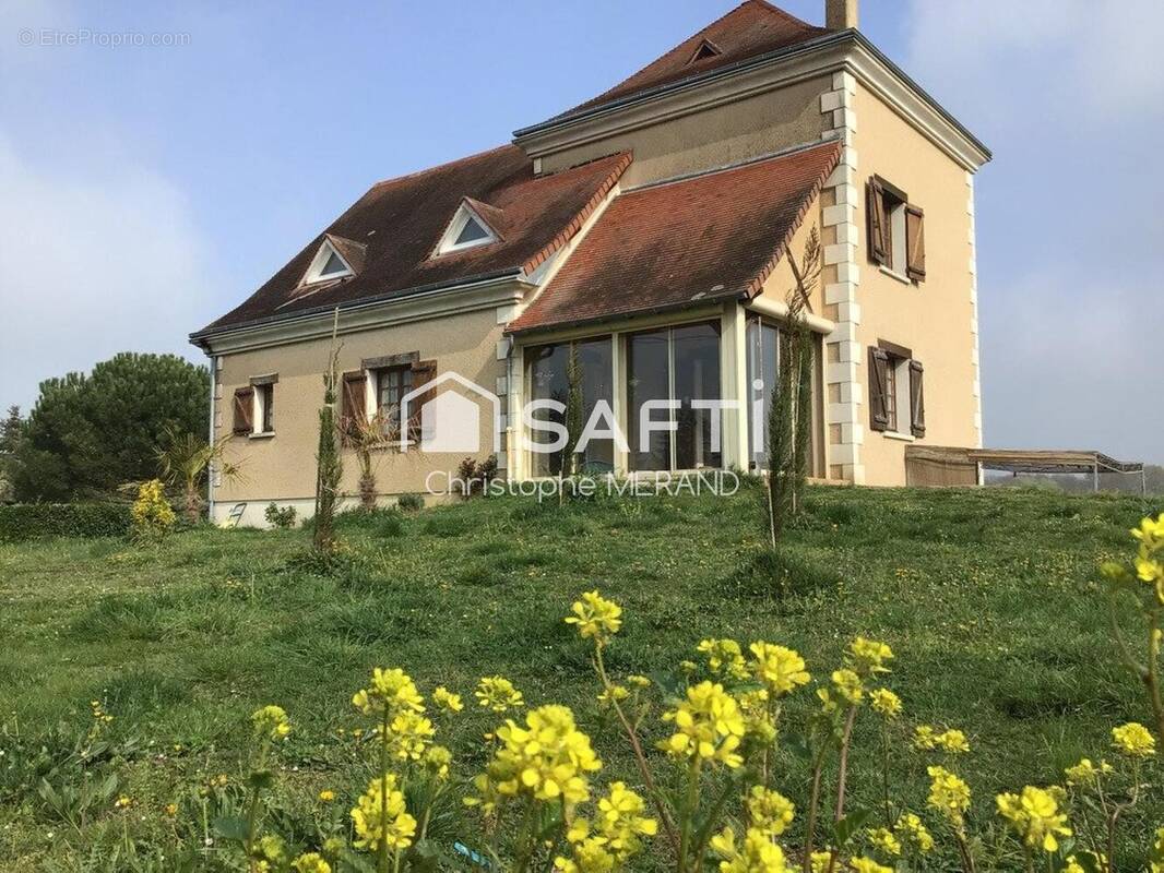 Photo 1 - Maison à VAUX-SUR-VIENNE