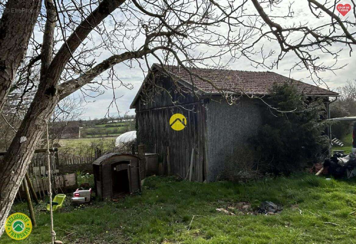 Maison à SAINT-LEOPARDIN-D'AUGY