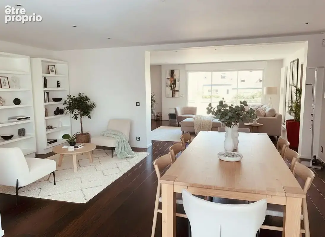 Appartement 204 m² à Magny-Le-Hongre  - photo 3