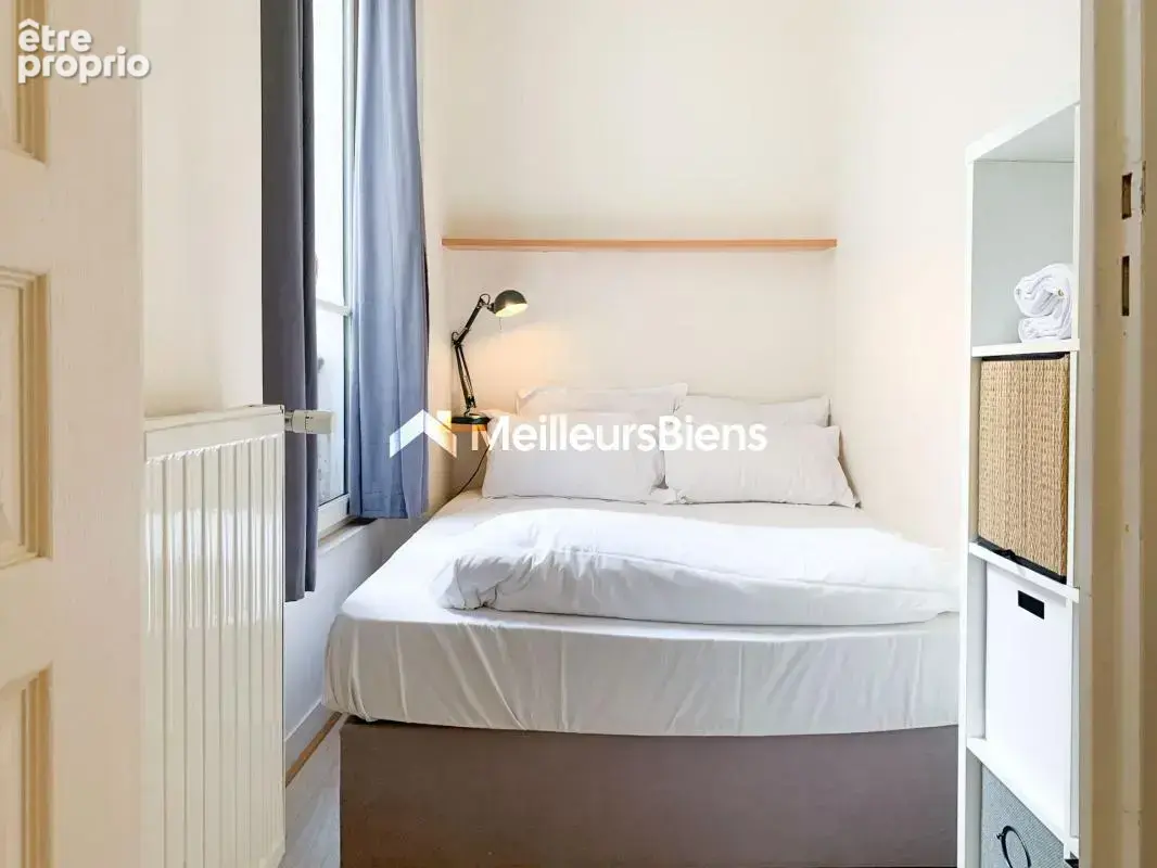 Paris 8e – Saint-Augustin : studio sur cour avec coin nuit indépendant, ascenseur - photo 7