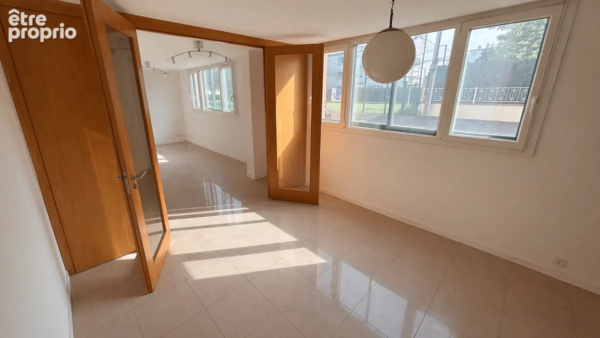 Investissement locatif ? local commercial rentable à chantilly - photo 2