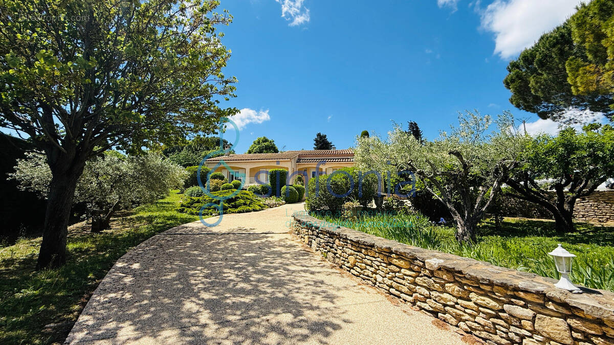 Maison à SERNHAC