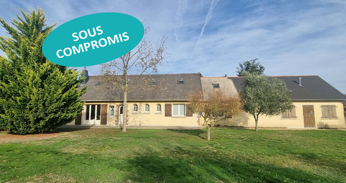 Maison à BEAULIEU-SUR-LAYON