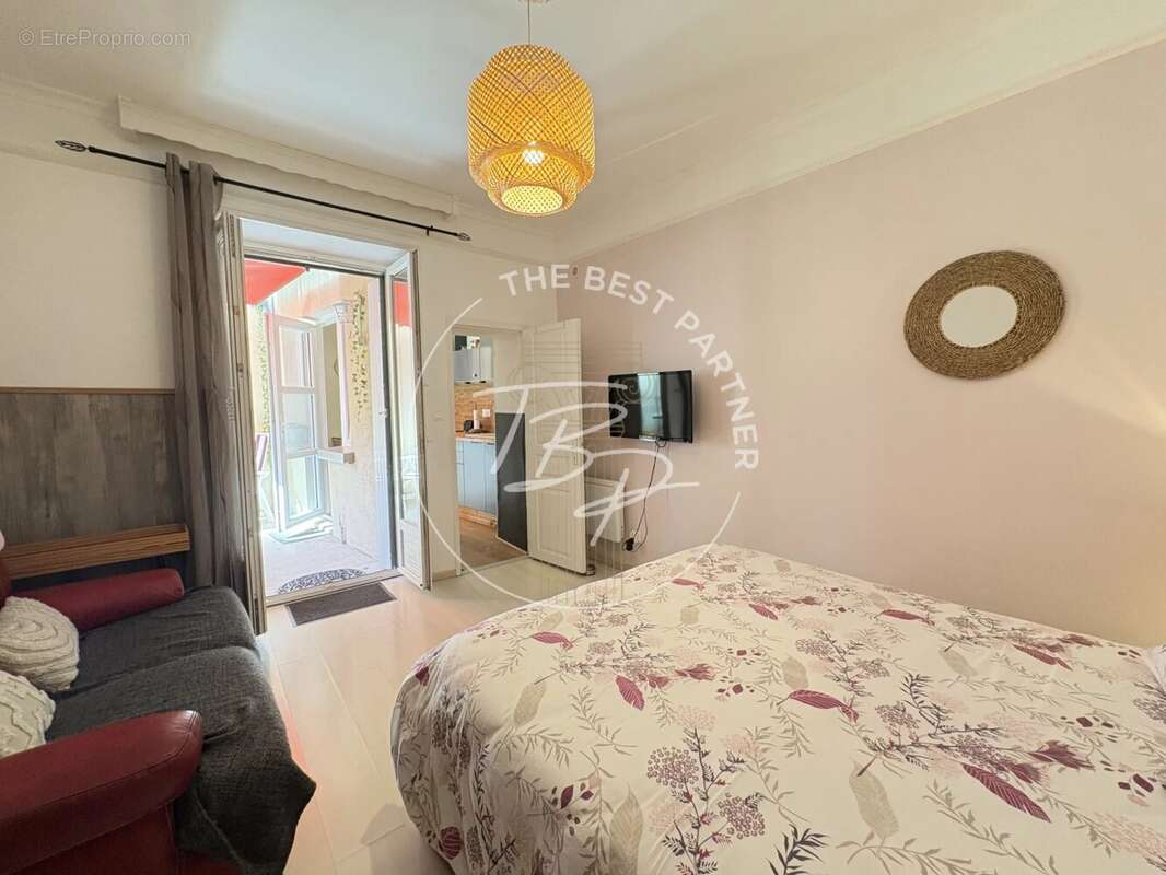 Appartement à LAMALOU-LES-BAINS