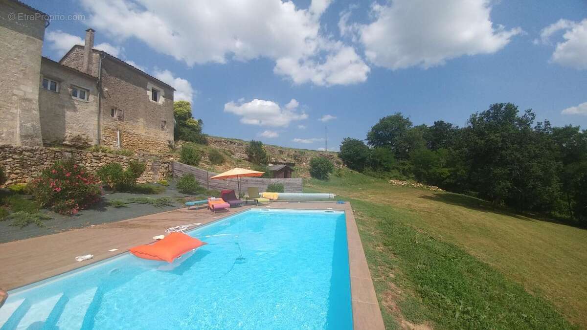 Maison à SAINT-PEY-DE-CASTETS