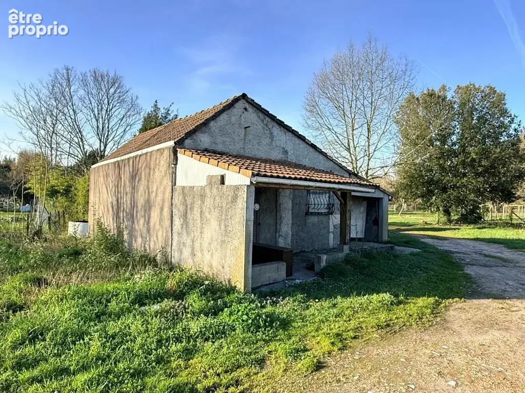 St yzan maison 70 m2 a restaurer - photo 1