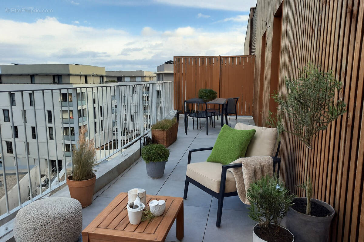 Appartement à CASTELNAU-LE-LEZ