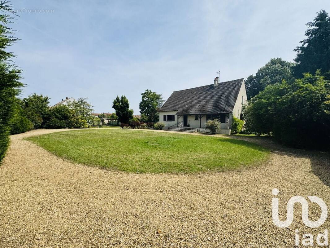 Photo 1 - Maison à MAROLLES-SUR-SEINE